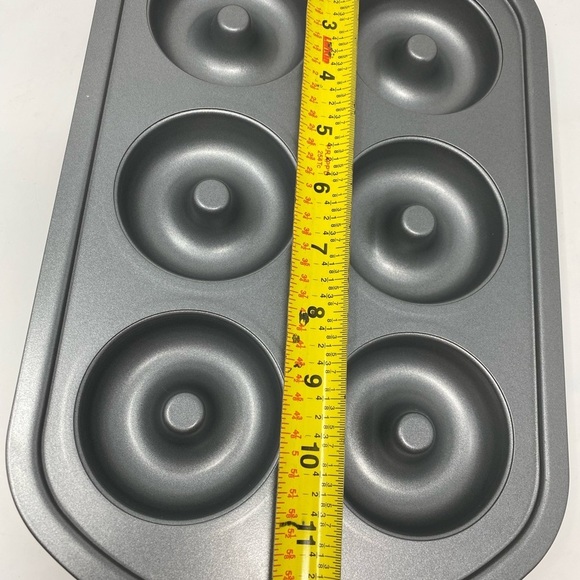 Chicago Metallic Non-Stick Donut Pan - Picture 5 of 6